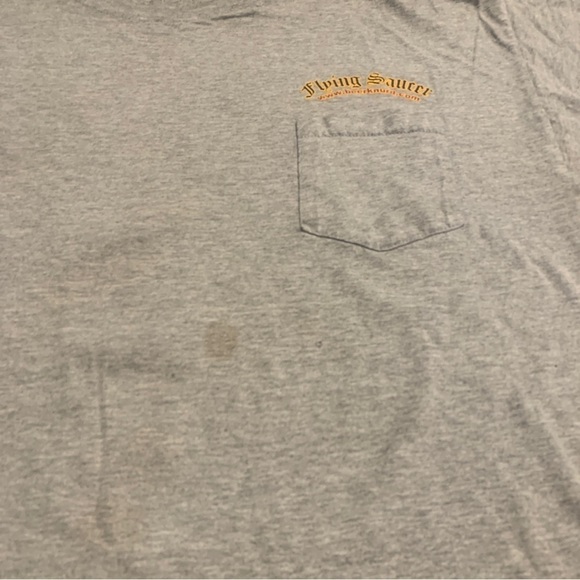 Men’s Grey Kiss My Girlfriend While I Drink Your Beer T-Shirt Flying Saucer XXL - Picture 4 of 8